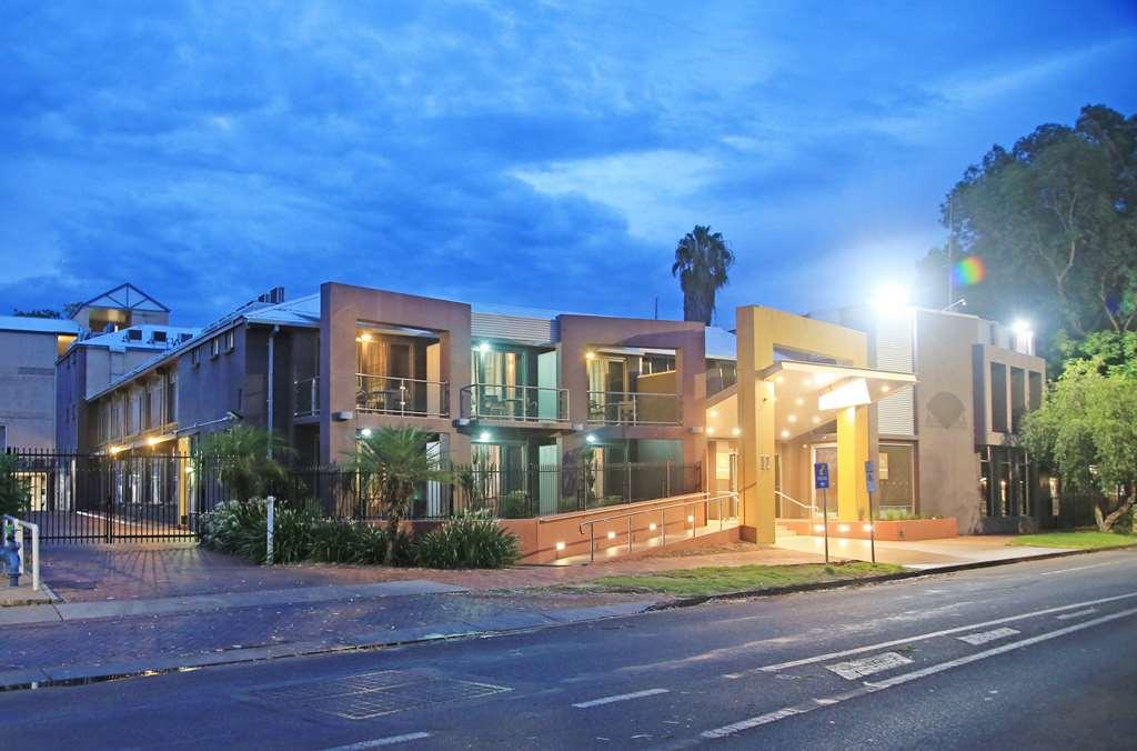 Stay At Alice Springs Hotel Exterior foto